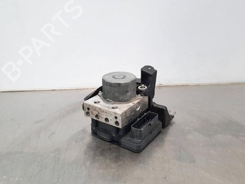 Used ABS pump MERCEDES-BENZ CLA Coupe (C117) CLA 180 CDI / d (117.312) (109 hp) 10899863