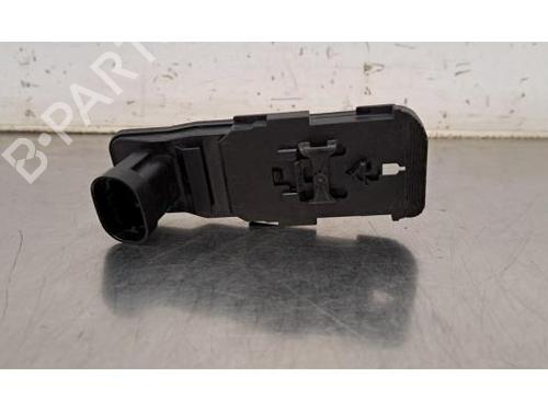 Used Electronic module Electronic module PEUGEOT 5008 III (KA_, KB_, KC_) e-230 Long Range (KCZKZX) (231 hp) 32485568 32485568