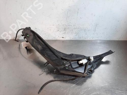 Windscreen washer tank PEUGEOT 308 II (LB_, LP_, LW_, LH_, L3_) 1.6 BlueHDi 120 | BP23637799C113