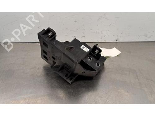 Used Support PORSCHE MACAN (95B) 2.9 GTS (95BBL1) (380 hp) 31241441