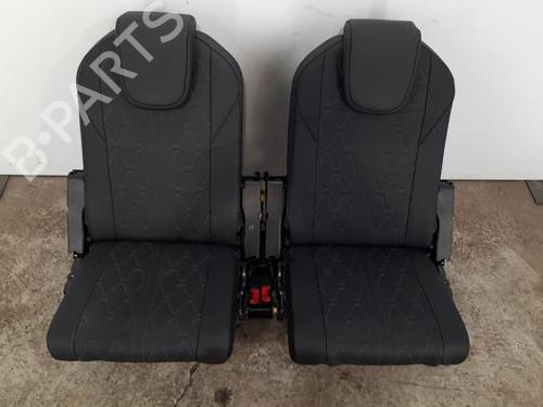 Sæde bagtil (2. række) Sæde bagtil (2. række) 38099653 38099653
