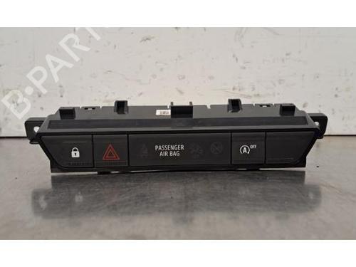 Advarselskontakt DACIA SANDERO III 1.0 SCe 65 | BP30663447I22