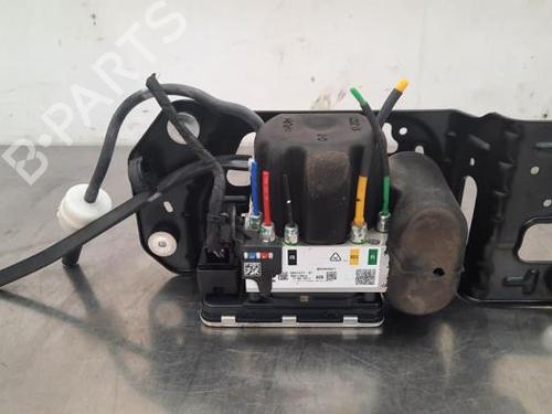 Used Suspension compressor BMW X5 (G05, F95) xDrive 45 e Plug-in-Hybrid (320 hp) 23602139