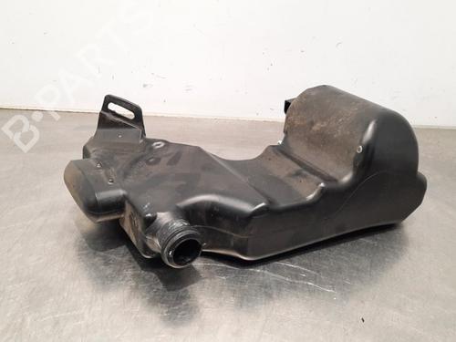 Used Windscreen washer tank MERCEDES-BENZ C-CLASS Convertible (A205) AMG C 43 4-matic (205.464) (390 hp) 15040025