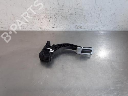 Used Pedal PEUGEOT 308 III (FB_, FH_, FP_, F3_, FM_) PureTech 130 (FPHNSL, FPHNST) (131 hp) 28684614