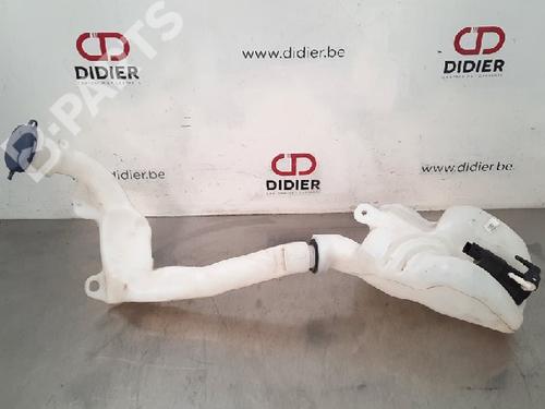 Used Windscreen washer tank Windscreen washer tank PEUGEOT 208 I (CA_, CC_) 1.5 BlueHDI 100 (102 hp) 10886708 10886708