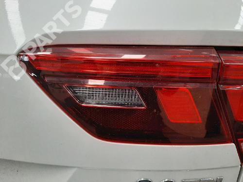 right-taillight-vw-tiguan-ad1-ax1-20-tdi-5na945096d-2016-10870921 main image