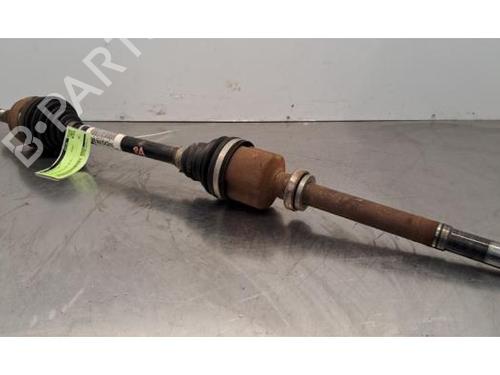 Półoś przednia prawa PEUGEOT 208 II (UB_, UP_, UW_, UJ_) 1.2 PureTech 100 | BP30806449M39