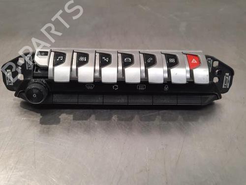 Used Climate control PEUGEOT 3008 II SUV (MC_, MR_, MJ_, M4_) 1.5 BlueHDi 130 (131 hp) 18238191