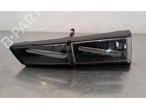 Used Left taillight PEUGEOT 308 III (FB_, FH_, FP_, F3_, FM_) PureTech 130 (FPHNSL, FPHNST) (131 hp) 29468123