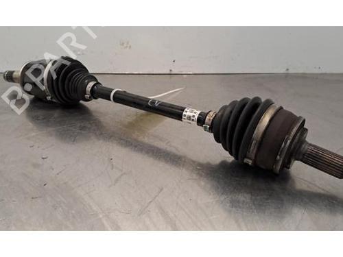 Antriebswelle links vorne für TOYOTA YARIS CROSS (MXP_) 1.5 Hybrid (MXPJ10) (116 hp) 30806565