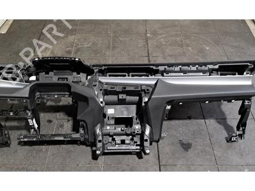 Used Dashboard PEUGEOT 408 II (FP_, F3_, FM_) e-210 (FMZKZZ) (213 hp) 30927489