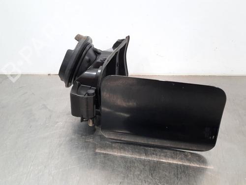 Used Fuel flap BMW 2 Gran Tourer (F46) 216 d (116 hp) 16718434
