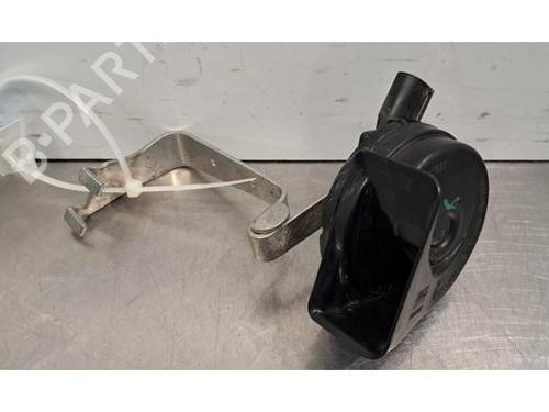 Used Horn BMW 1 (F40) 118 i (140 hp) 32398707