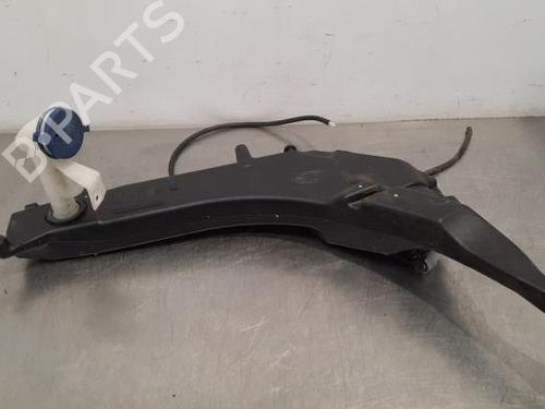 Used Windscreen washer tank PEUGEOT 308 II (LB_, LP_, LW_, LH_, L3_) 1.6 BlueHDi 120 (120 hp) 17114843