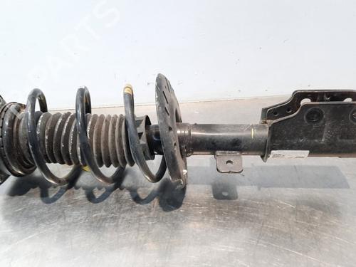Used Right front shock absorber PEUGEOT 3008 II SUV (MC_, MR_, MJ_, M4_) 1.5 BlueHDi 130 (131 hp) 15030771
