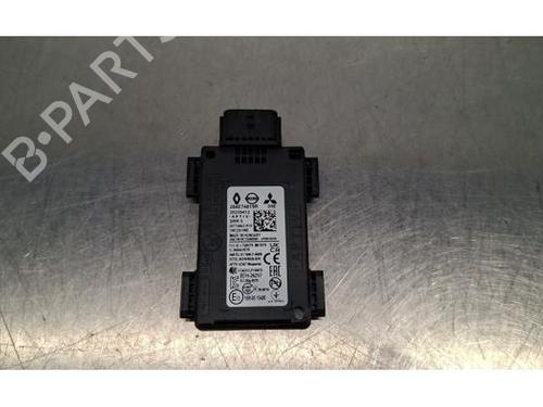 Used Electronic module RENAULT CLIO I (B/C57_, 5/357_) Electric (30 hp) 31088139