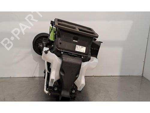 Chauffage complet BMW X1 (U11) xDrive 25 e Plug-in-Hybrid (245 hp) 31273694