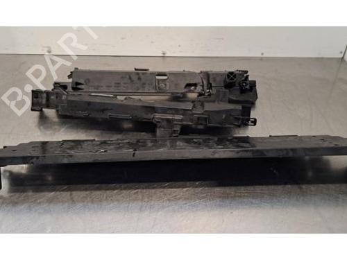 Frontplade/Frontkurv BMW 3 (G20, G80, G28) 318 i (156 hp) 32408518