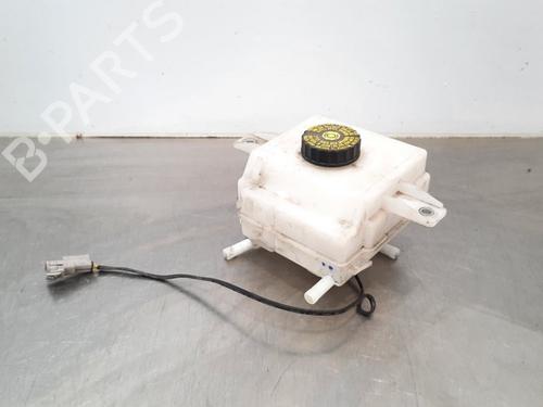 Used Brake fluid reservoir TOYOTA AURIS Estate (_E18_) 1.3 (NRE180_) (99 hp) 18236637