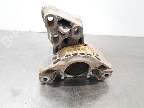 Gearbox mount MERCEDES-BENZ CLA Coupe (C117) CLA 180 (117.342) | BP11231681M88 