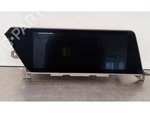 Used Display monitor BMW 1 (F40) M 135 i xDrive (306 hp) 30530651