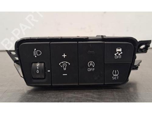 Used Headlight switch KIA RIO IV (YB, SC, FB) 1.0 T-GDI 100 (101 hp) 30381730