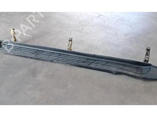 Used Step TOYOTA HILUX VIII Pickup (_N1_) 2.8 TD 4WD (GUN126) (204 hp) 28081631