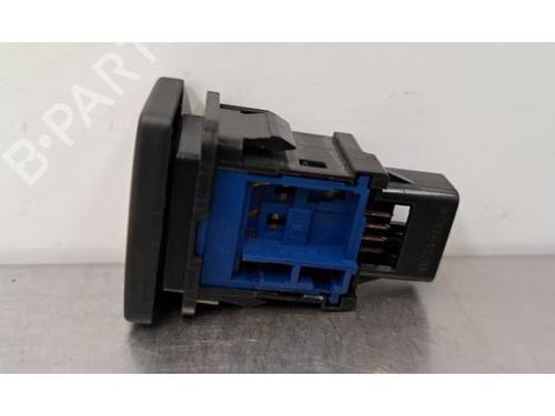 Switch TOYOTA HILUX VIII Pickup (_N1_) 2.8 TD 4WD (GUN126) | BP29389016I30 