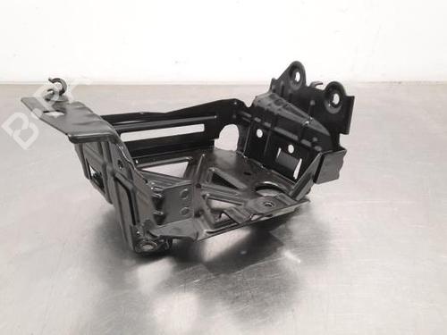 Used Support BMW 5 (G60, G90, G68) i5 eDrive40 (340 hp) 19633148