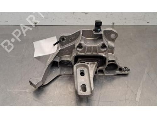 Used Gearbox mount Gearbox mount PEUGEOT 208 II (UB_, UP_, UW_, UJ_) 1.2 PureTech 75 (75 hp) 39995405 39995405
