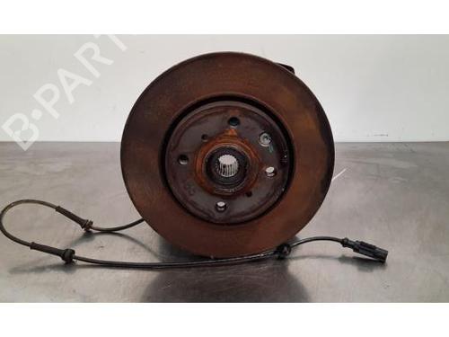 Used Right front steering knuckle TOYOTA AYGO (_B4_) 1.0 VVTi (KGB40) (72 hp) 25348285