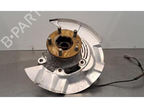 Used Left front steering knuckle LAND ROVER RANGE ROVER EVOQUE (L551) 2.0 D150 (150 hp) 32376421