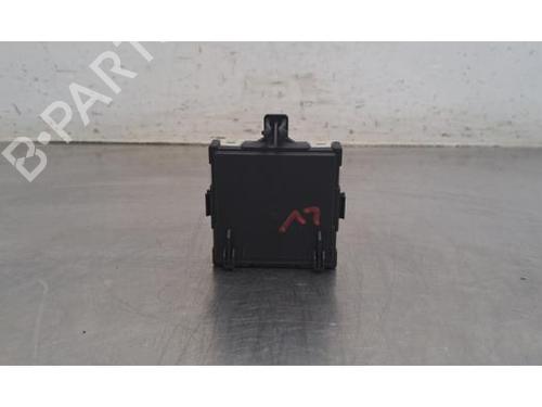 Used Electronic module Electronic module MERCEDES-BENZ C-CLASS T-Model (S205) C 180 d (205.200) (122 hp) 36680898 36680898
