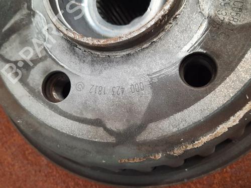 Used Right rear steering knuckle MERCEDES-BENZ E-CLASS (W213) E 200 d (213.013) (150 hp) 11108189