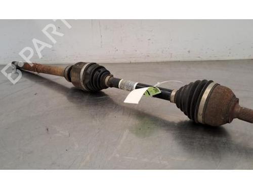 Used Right front driveshaft OPEL VIVARO C Van (K0) 2.0 (150 hp) 30138977