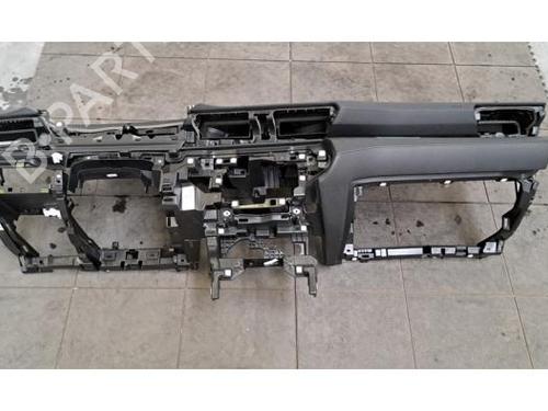 Used Dashboard Dashboard PEUGEOT 508 II (FB_, FH_, F3_) Hybrid 225 (F35GQU) (224 hp) 35746780 35746780