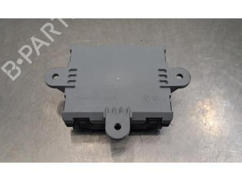 Used Electronic module Electronic module JAGUAR E-PACE (X540) 1.5 P300e Plug-in Hybrid AWD (309 hp) 40614911 40614911