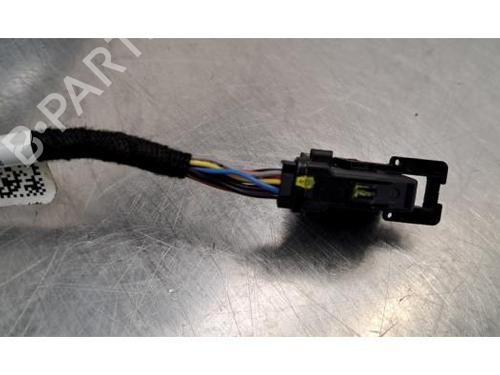 Right mirror PEUGEOT 308 III (FB_, FH_, FP_, F3_, FM_) e-308 (FMZKWZ) | BP29388918C27 