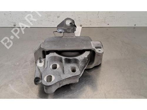 engine-mount-mercedes-benz-cla-c118-2019-40285482 main image