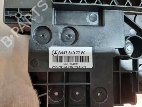 Fuse box MERCEDES-BENZ EQV (W447) EQV 300 (447.813, 447.815) | BP39064771E1 - Image 3