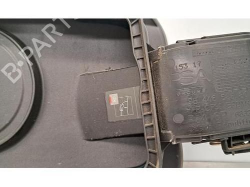 Fuel flap PEUGEOT 308 III (FB_, FH_, FP_, F3_, FM_) PureTech 130 (FPHNSL, FPHNST) | BP27665835C131 