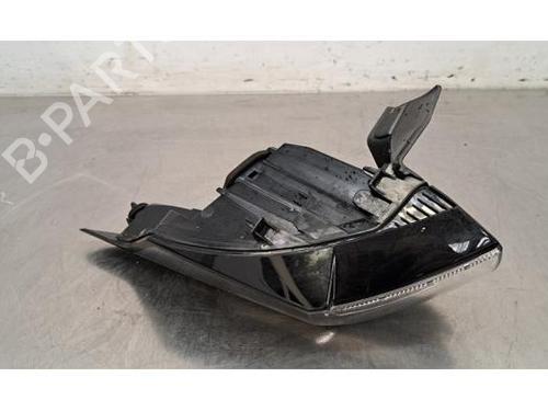 Right taillight PEUGEOT 308 III (FB_, FH_, FP_, F3_, FM_) e-308 (FMZKWZ) | BP24832019C35 
