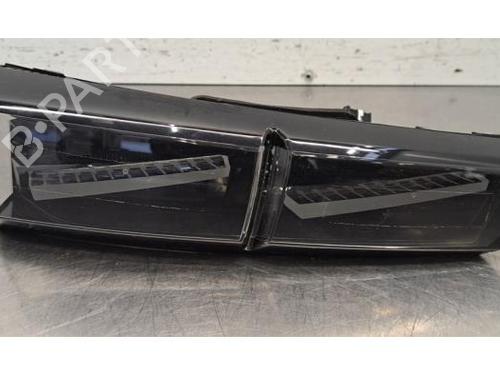 Used Right taillight Right taillight PEUGEOT 308 III (FB_, FH_, FP_, F3_, FM_) e-308 (FMZKWZ) (156 hp) 40289101 40289101