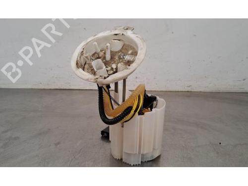 Used Fuel pump BMW 2 Gran Coupe (F44) 218 d (150 hp) 27267525