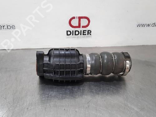 Intercooler-rør  PEUGEOT 3008 II SUV (MC_, MR_, MJ_, M4_) 1.6 BlueHDi 115 (MCBHXW, MCBHYB) (116 hp) 15020647