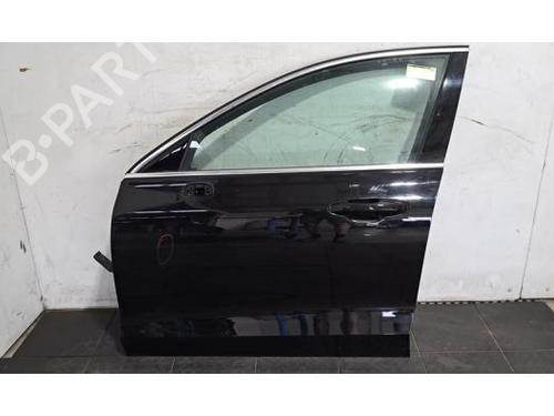 Used Left front door VOLVO V60 II (225) D3 (150 hp) 29515570