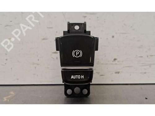 switch-bmw-5-g30-f90-2016-36207332 main image