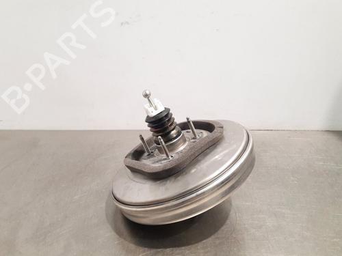 Used Servo brake PEUGEOT 308 III (FB_, FH_, FP_, F3_, FM_) BlueHDi 130 (FBYHZL, FBYHZT) (131 hp) 15233749