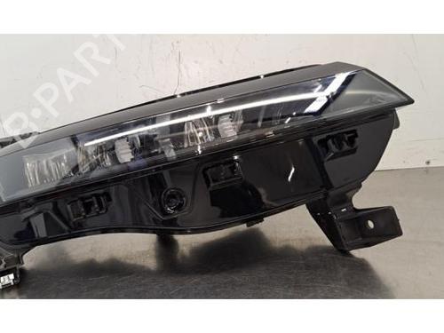 Used Right headlight Right headlight RENAULT MEGANE E-TECH SUV EV60 (BNJ1) (218 hp) 40284756 40284756
